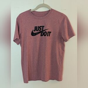 Nike teen Red/White Speckled T-shirt